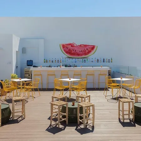 Whala!fun Hotel 4*